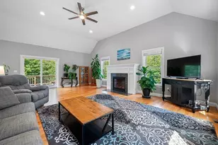 126 Yew St, Douglas, MA 01516 - Photo 16