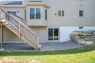 126 Yew St, Douglas, MA 01516 - Photo 4