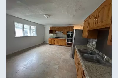 33-35 Hitchcock St #2, Holyoke, MA 01040 - Photo 16