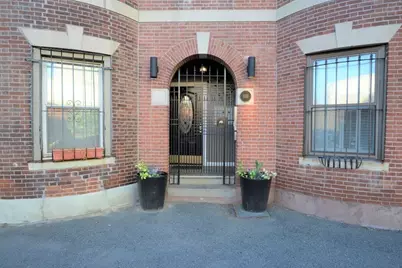 881 Harrison Ave #1, Boston, MA 02118 - Photo 22