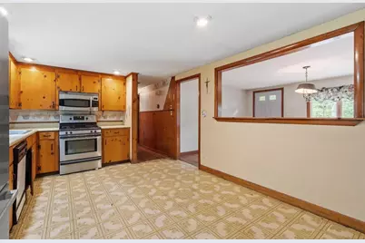 83 McClelland Rd, Halifax, MA 02338 - Photo 8