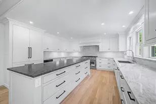 27 Ash St, Hopkinton, MA 01748 - Photo 4