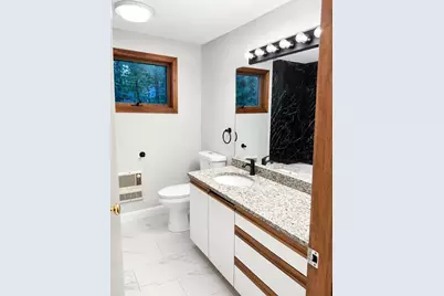 650 Oxford St  S, Auburn, MA 01501 - Photo 8