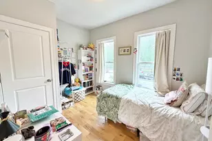 220 Bremen St, Boston, MA 02128 - Photo 6