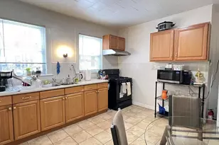 21 Chester St, Boston, MA 02134 - Photo 2