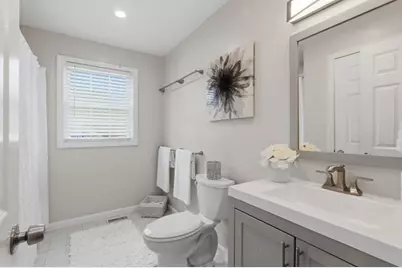 105 Lawrence St, Fall River, MA 02721 - Photo 12