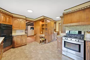 235 N Westfield St, Agawam, MA 01030 - Photo 6