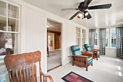 117 Burghardt St, Springfield, MA 01109 - Photo 4