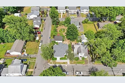 117 Burghardt St, Springfield, MA 01109 - Photo 10