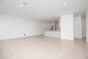 340 W 2nd St, Boston, MA 02127 - Photo 12