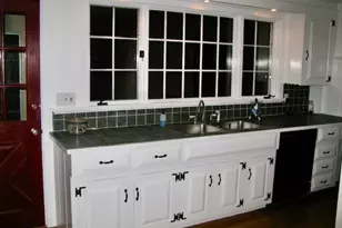 96 Summer St, Kingston, MA 02364 - Photo 8
