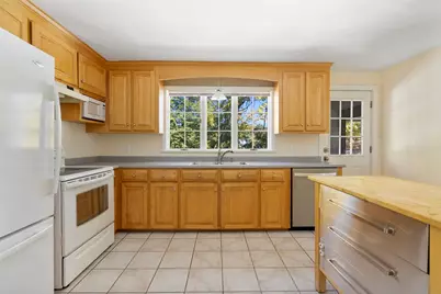 27 Hermon, Belmont, MA 02478 - Photo 6