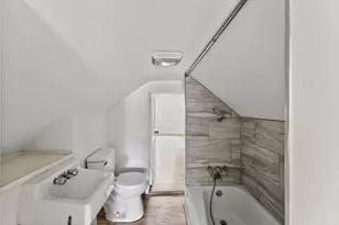 50 Lloyd Ave, Warwick, RI 02889 - Photo 14