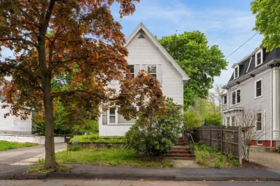 17 Sharon St, Medford, MA 02155 - Photo 2