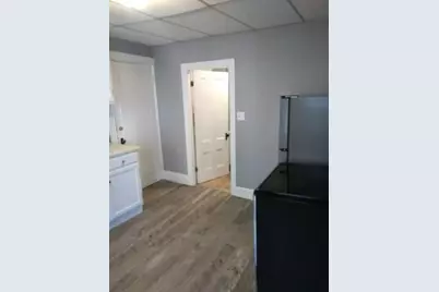 7 Broad St #2, North Attleboro, MA 02760 - Photo 6