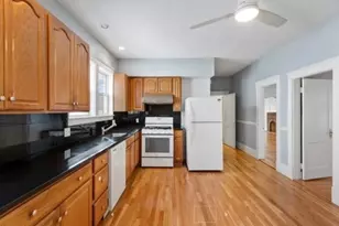 93-95 Faulkner St, Malden, MA 02148 - Photo 4