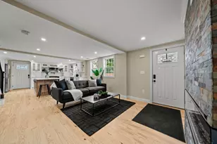 162 High St, Danvers, MA 01923 - Photo 2