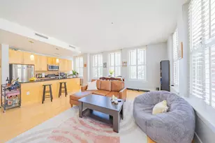 70 Lincoln St, Boston, MA 02111 - Photo 4