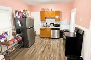 104 Alden St, Springfield, MA 01109 - Photo 16