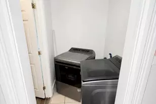 104 Alden St, Springfield, MA 01109 - Photo 16