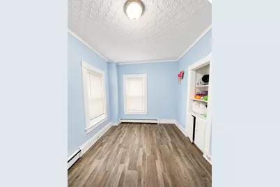 104 Alden St, Springfield, MA 01109 - Photo 8