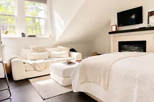 105 Charles St, Boston, MA 02114 - Photo 2