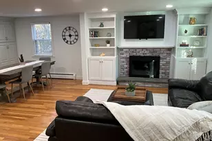 42 Wellington Ln, Duxbury, MA 02332 - Photo 2