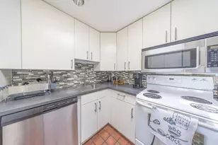 102 Gainsborough St, Boston, MA 02115 - Photo 6