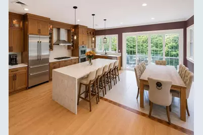 22 Meadowbrook Rd, Bedford, MA 01730 - Photo 14