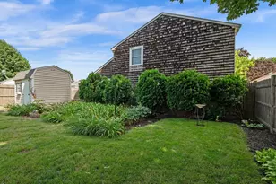 25 Colonial Rd, Peabody, MA 01960 - Photo 36