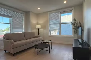 425 Border St, Boston, MA 02128 - Photo 4