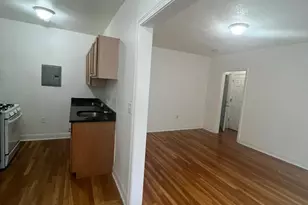 10 Yeamans St, Revere, MA 02151 - Photo 4