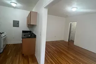 10 Yeamans St, Revere, MA 02151 - Photo 4