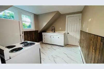 93 Peirce St #3, Middleborough, MA 02346 - Photo 4