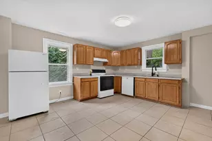 303 W Main St, Millbury, MA 01527 - Photo 32