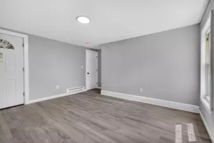 303 W Main St, Millbury, MA 01527 - Photo 12