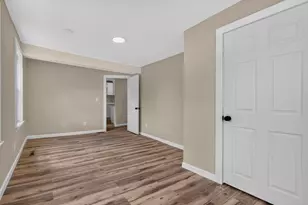 303 W Main St, Millbury, MA 01527 - Photo 26