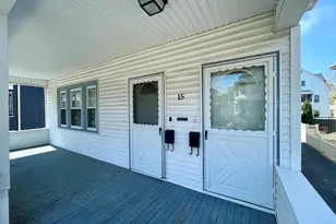 15 Quincy St, Medford, MA 02155 - Photo 2
