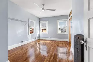 15 Quincy St, Medford, MA 02155 - Photo 12