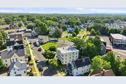 109 Grover St, Springfield, MA 01104 - Photo 8