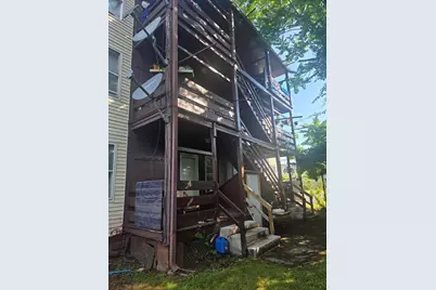 109 Grover St, Springfield, MA 01104 - Photo 20