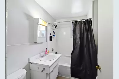 109 Grover St, Springfield, MA 01104 - Photo 14