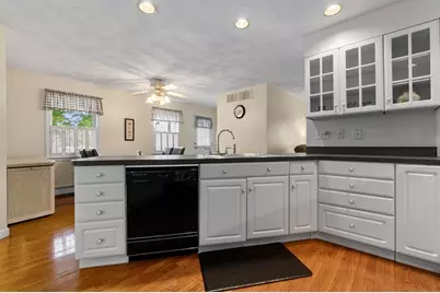 4 Calas Circle, Peabody, MA 01960 - Photo 28