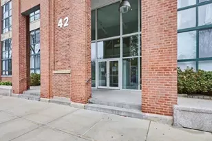 42 8th St, Boston, MA 02129 - Photo 8