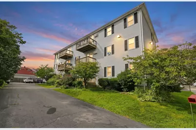434 Linden St. #4, Fall River, MA 02720 - Photo 2