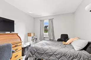 434 Linden St, Fall River, MA 02720 - Photo 16