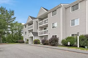 15 Bower Rd, Quincy, MA 02169 - Photo 2