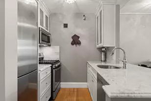 42 8th, Boston, MA 02129 - Photo 4