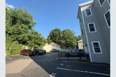 40 Hancock St #10, Boston, MA 02125 - Photo 14