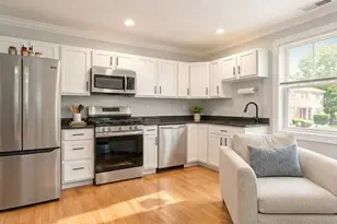 40 Hancock St, Boston, MA 02125 - Photo 2